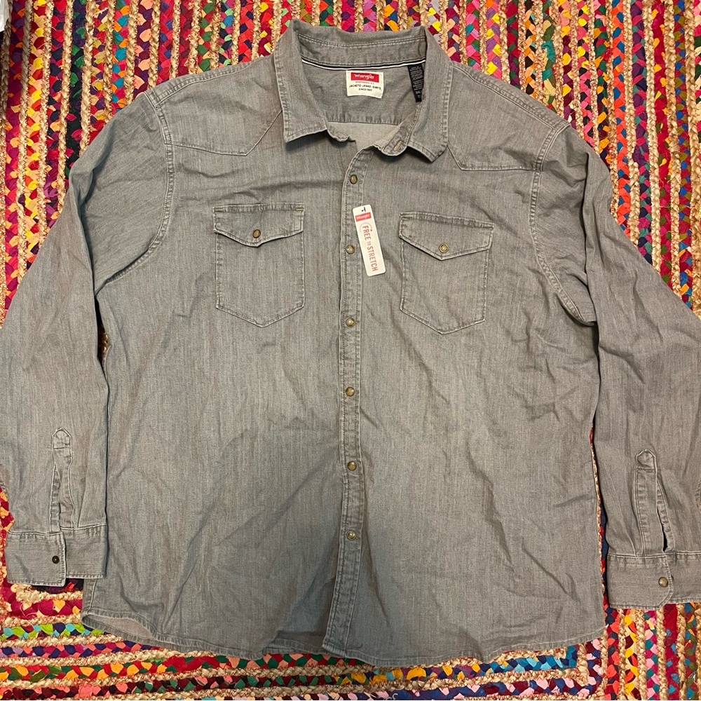 NWT Wrangler Snap Front Shirt